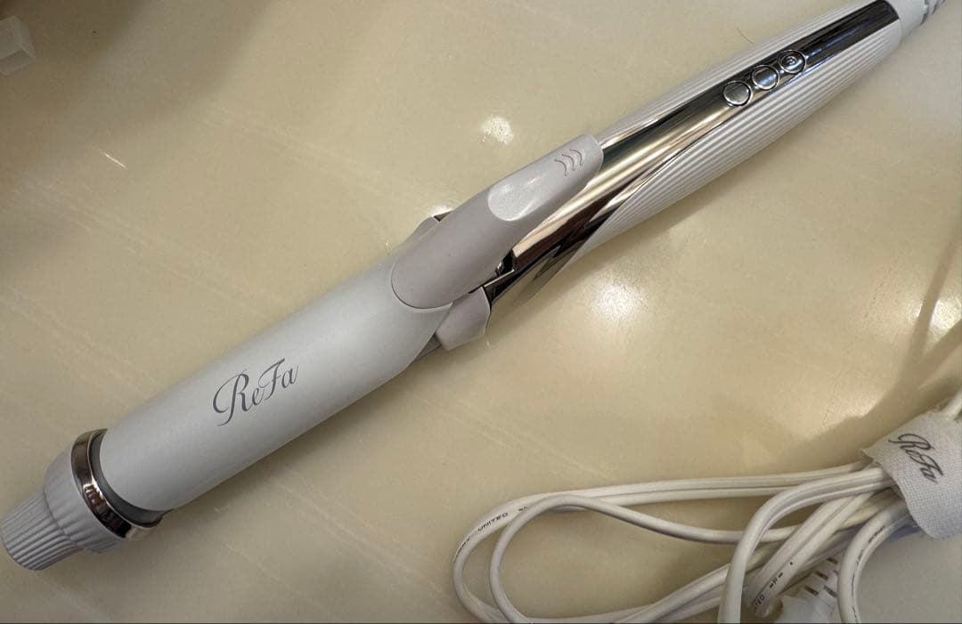 美品【リファ】ヘアアイロン　カール32mm