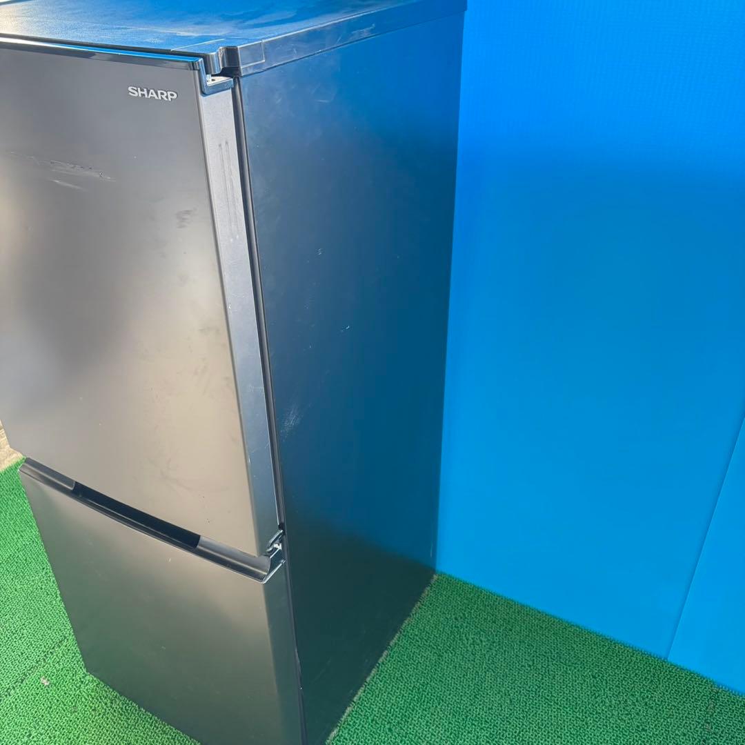 762 2023年　極美品　冷蔵庫　一人暮らし　小型　付け替えどっちもドア　関東