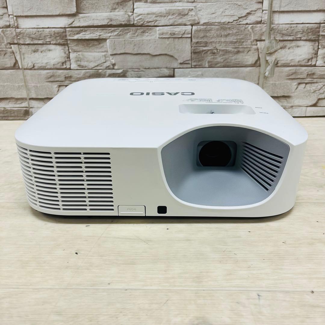 美品 CASIO プロジェクター XJ-F210WN WXGA リアルモデル