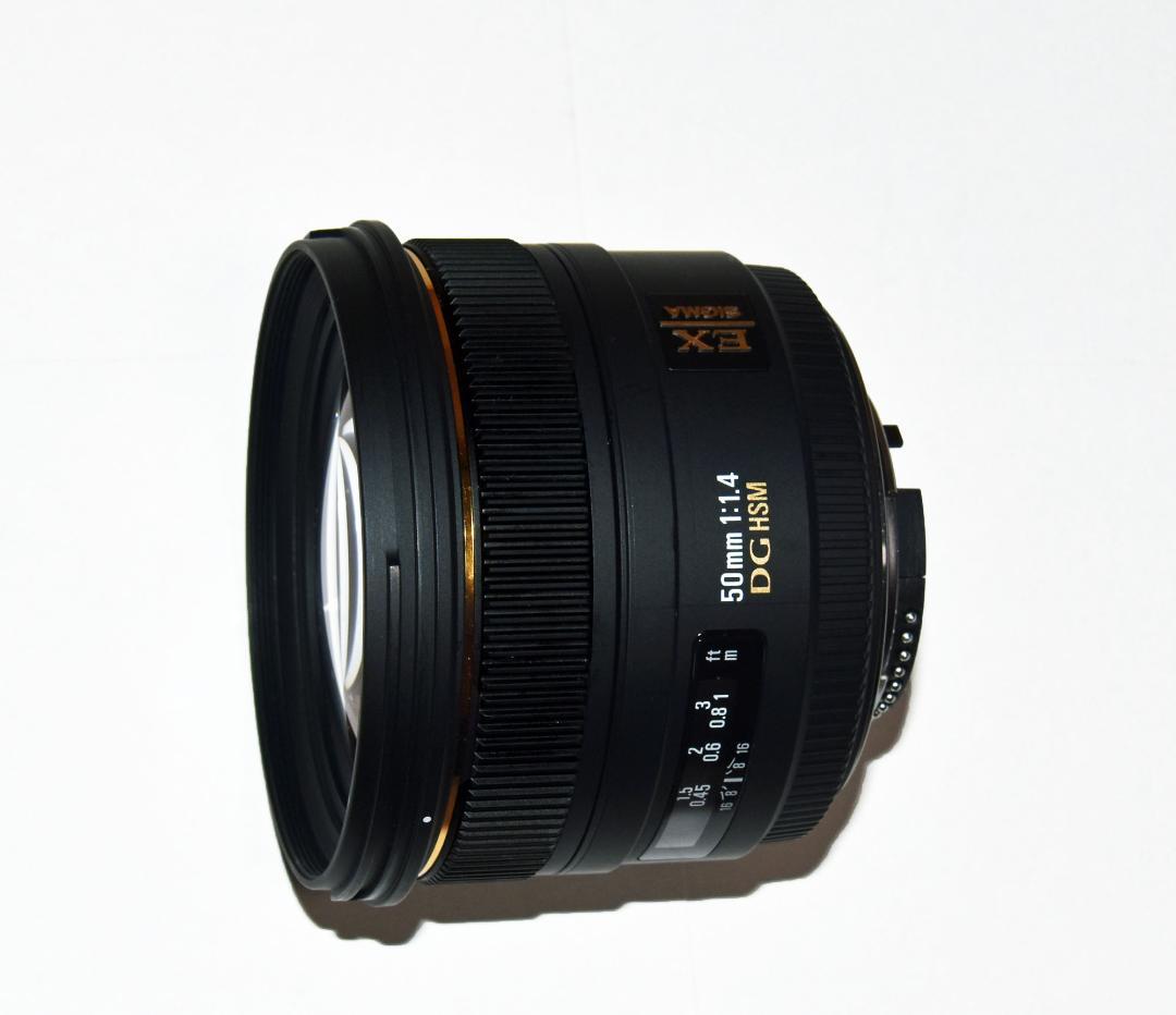 SIGMA 50mmF1.4 EX DG HSM（ニコンFマウント）