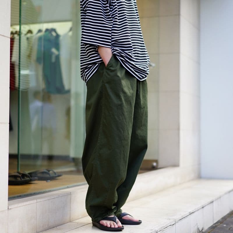 Graphpaper(グラフペーパー)パラシュートパンツ　カーキ　オリーブ