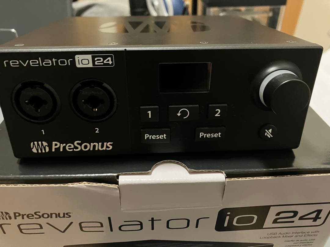 PreSonus revelator io 24 本体
