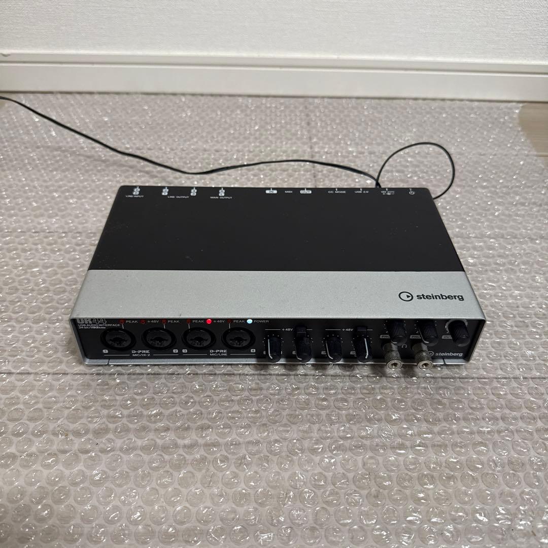 【通電のみ確認】オーディオインターフェース　UR44