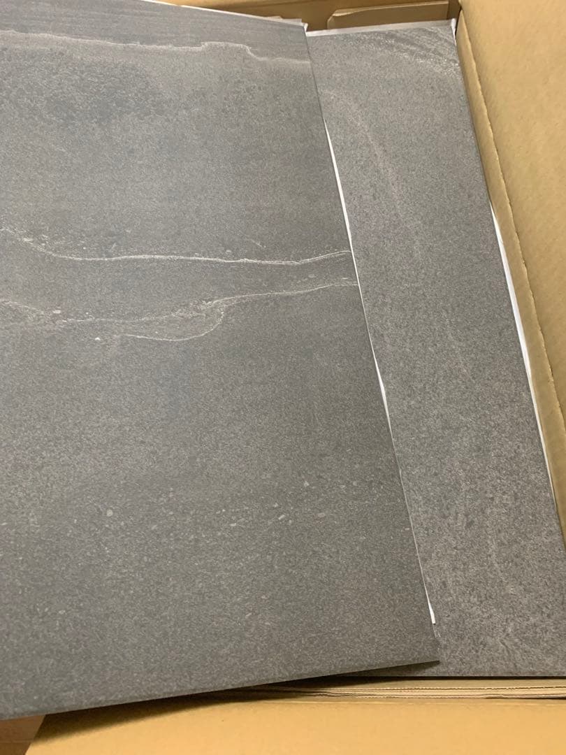 エコカラットプラス　ストーングレース　チャコール