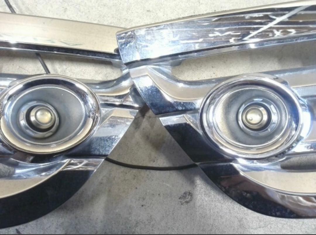 ステップワゴンrk5 純正メッキフォグガーニッシュ