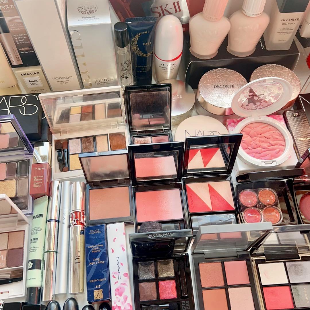 豪華デパコス　化粧品セット　プチプラ デパコス 大量コスメまとめ売り　美品新品