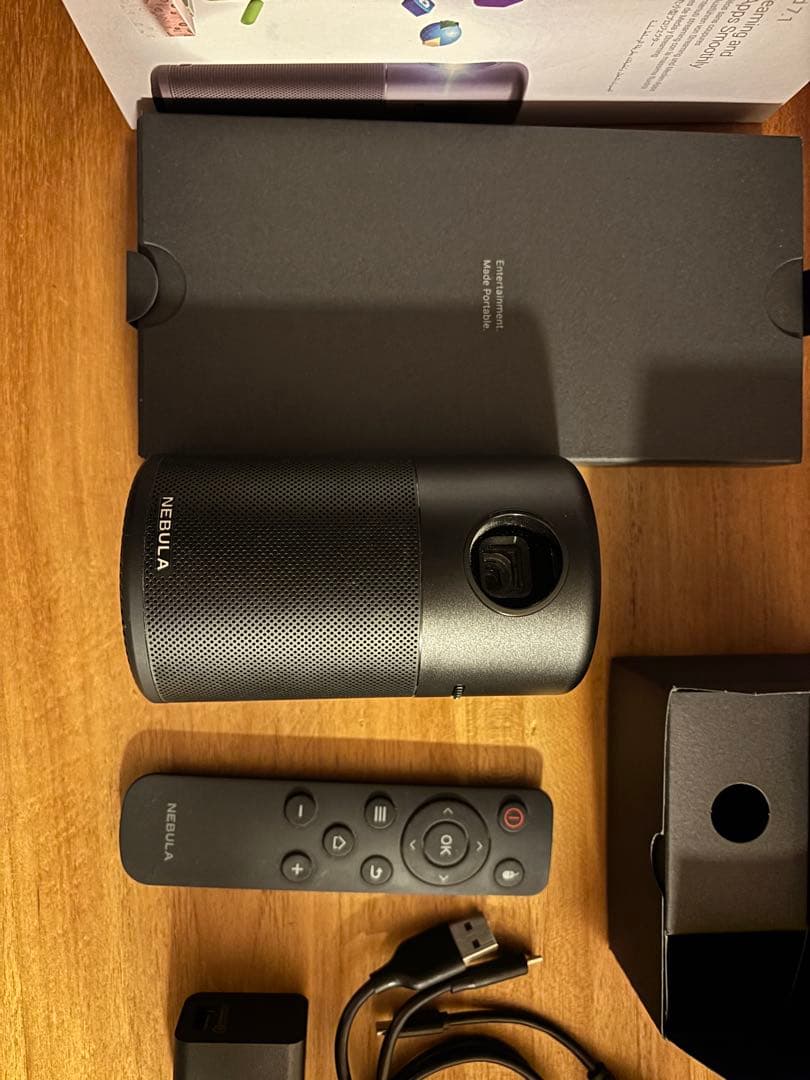 Nebula Capsule ポータブルプロジェクター