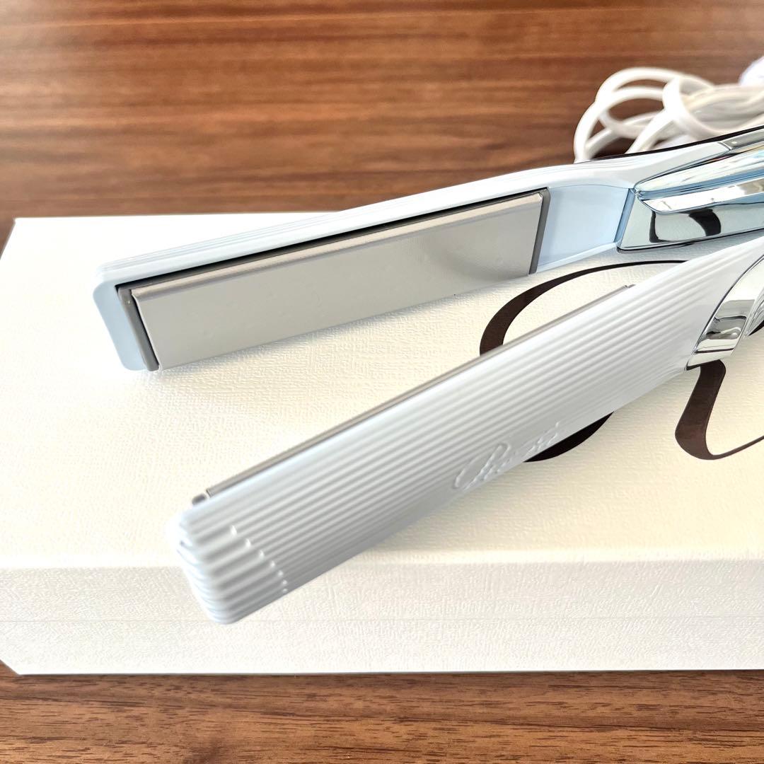 【美品】リファ ストレートアイロンプロ 最新モデル