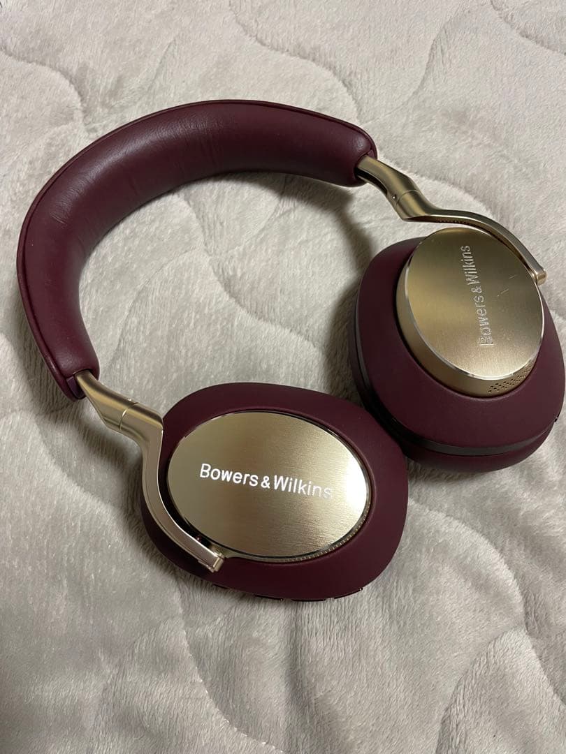 Bowers & Wilkins px8ワイヤレスヘッドフォン
