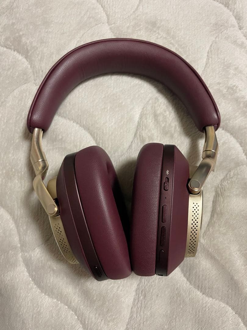 Bowers & Wilkins px8ワイヤレスヘッドフォン