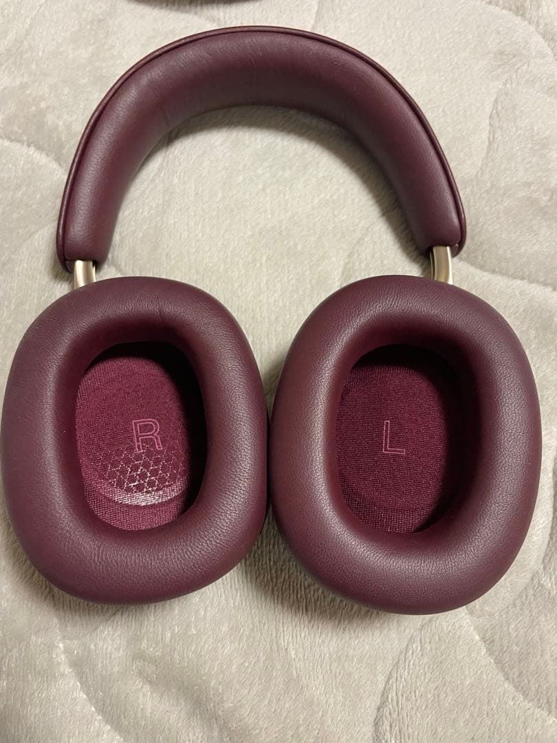 Bowers & Wilkins px8ワイヤレスヘッドフォン