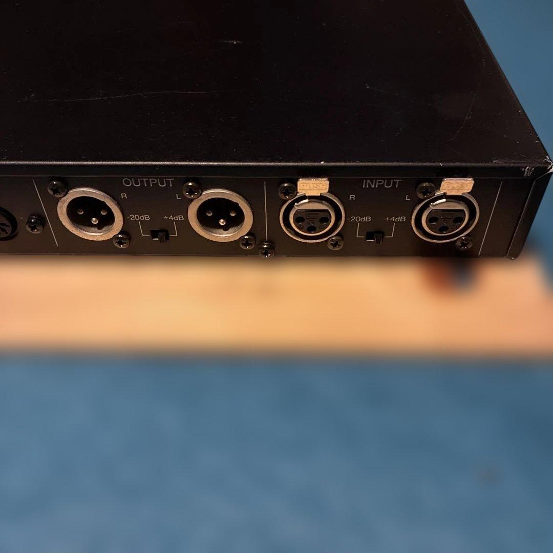 Yamaha YDG2030 デジタルグラフィックイコライザー