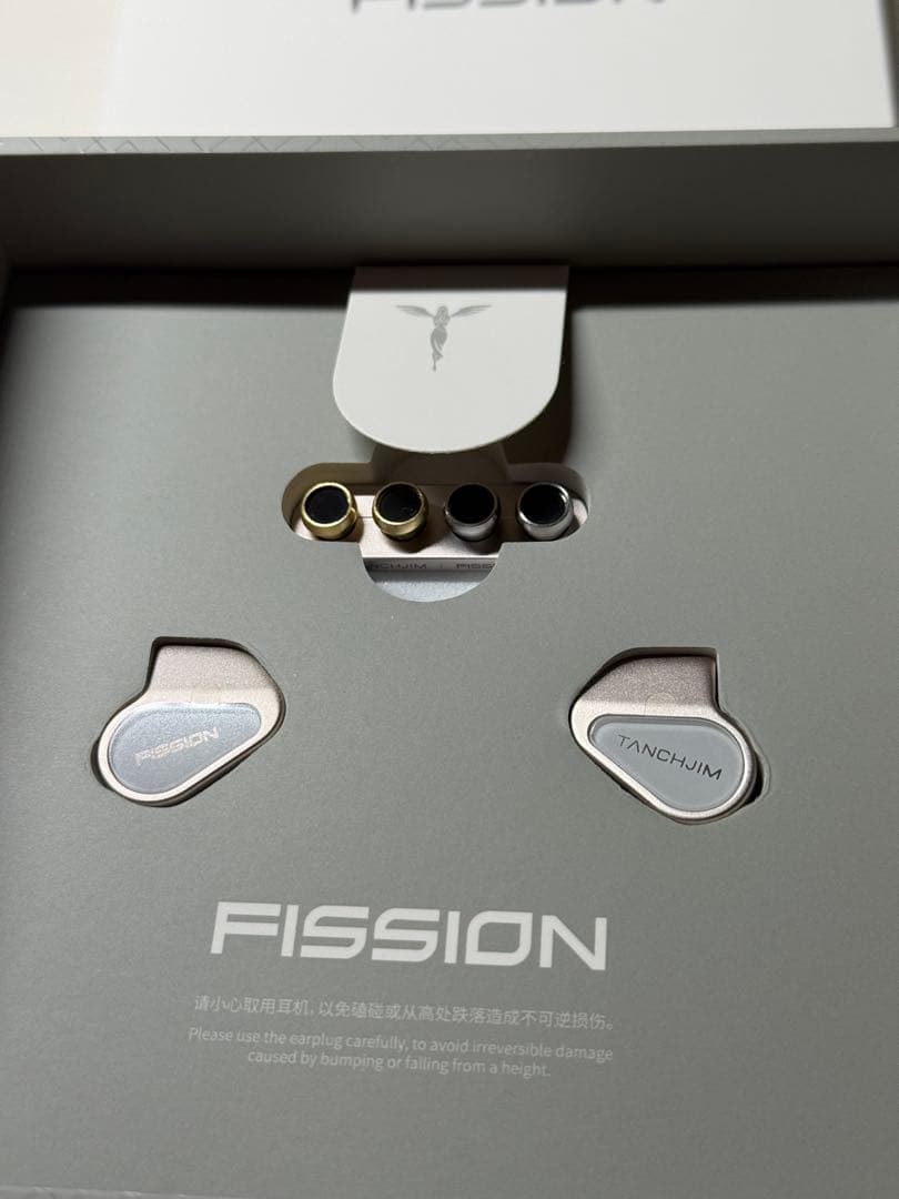 Tanchjim Fission 有線イヤホン