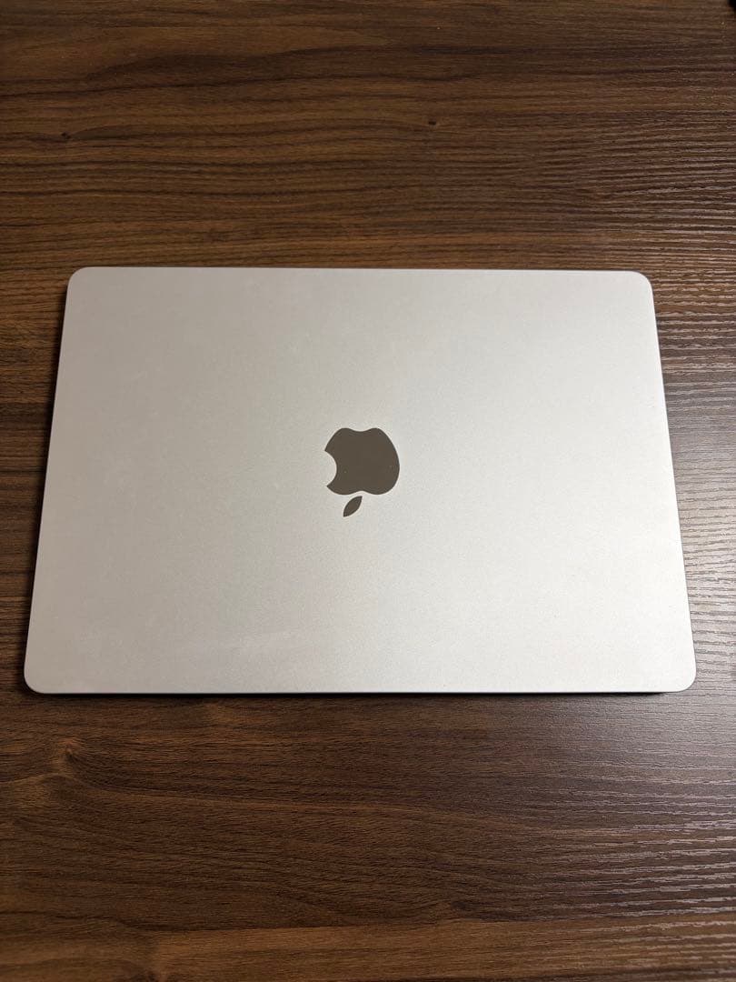 MacBook Air M2 メモリ8 256GB シルバー