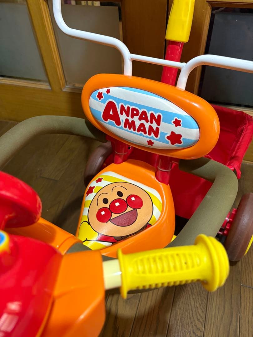 アンパンマンデラックスII ブザー付きおでかけ三輪車