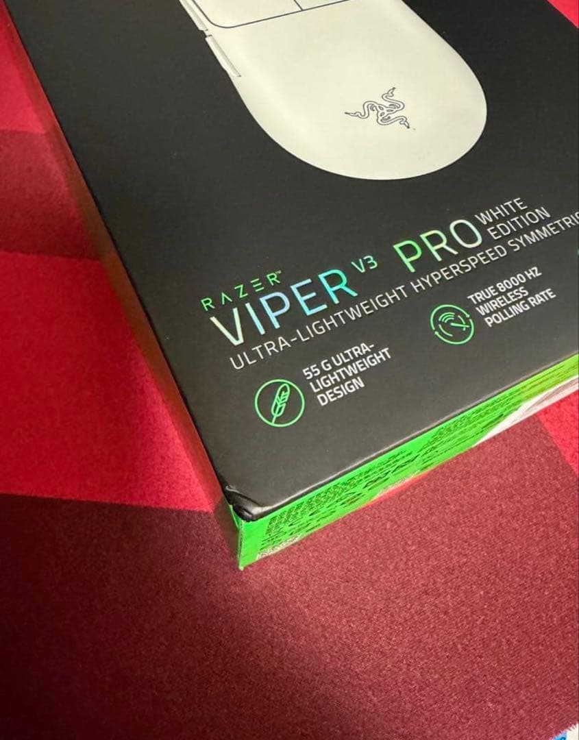 Razer Viper V3 Pro White Edition 本体