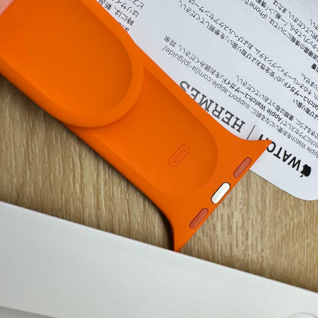 2367 未使用　Apple Watch エルメス　オレンジ　スポーツバンド