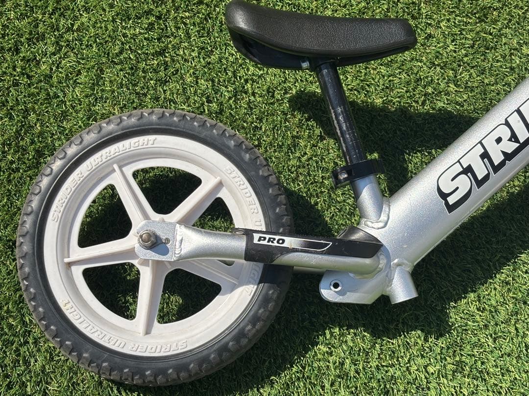 ストライダー STRIDER 12Pro キックバイク