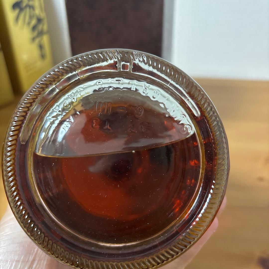 サントリーウイスキー　響21年　金キャップ　旧ボトル　箱付き　未開封❷