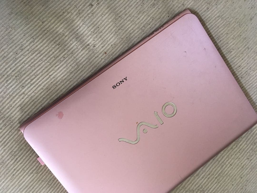 ノートパソコンVAIOピンク