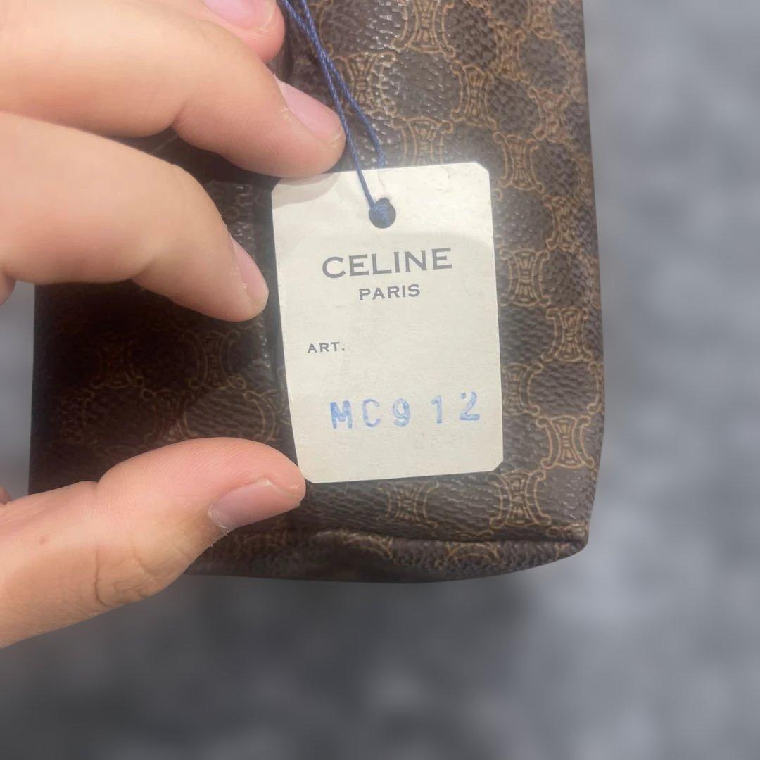 CELINE ブラウンレザー クラッチバッグ
