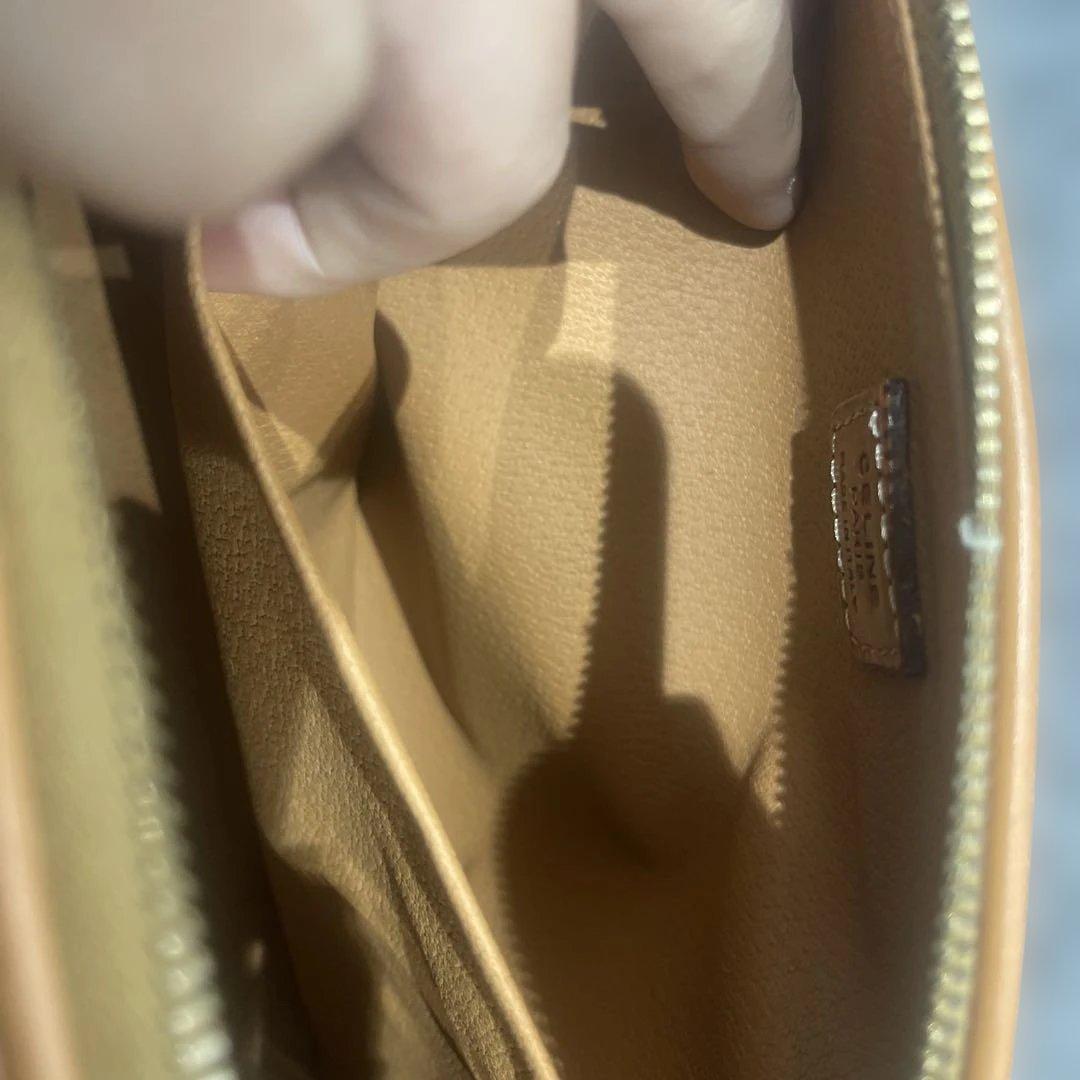 CELINE ブラウンレザー クラッチバッグ