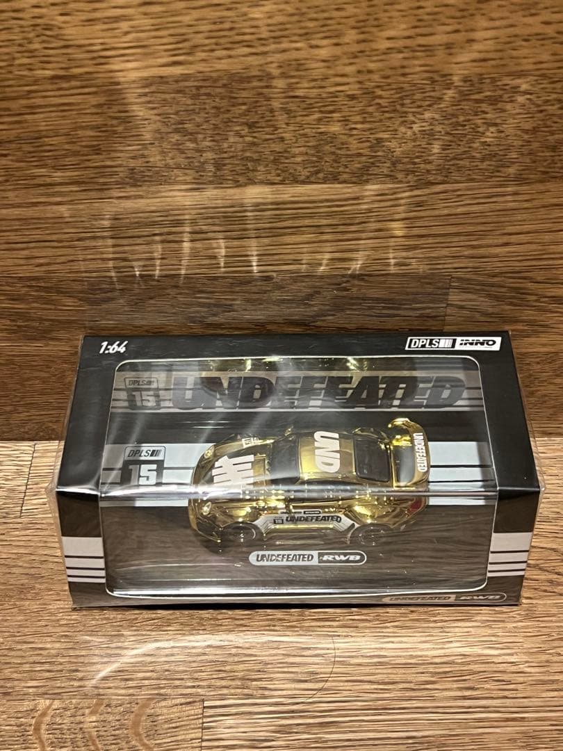 u*8様 希少非売品INNO RWB Porsche UNDEFEATED 金銀