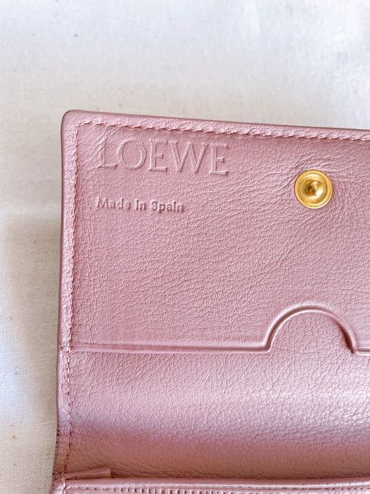 ロエベLOEWE  名刺入れ　ピンク　ハイブランド