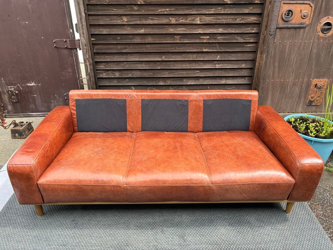 unico　SUABI　スアビ　3シーター　レザーソファ　仙台　宮城