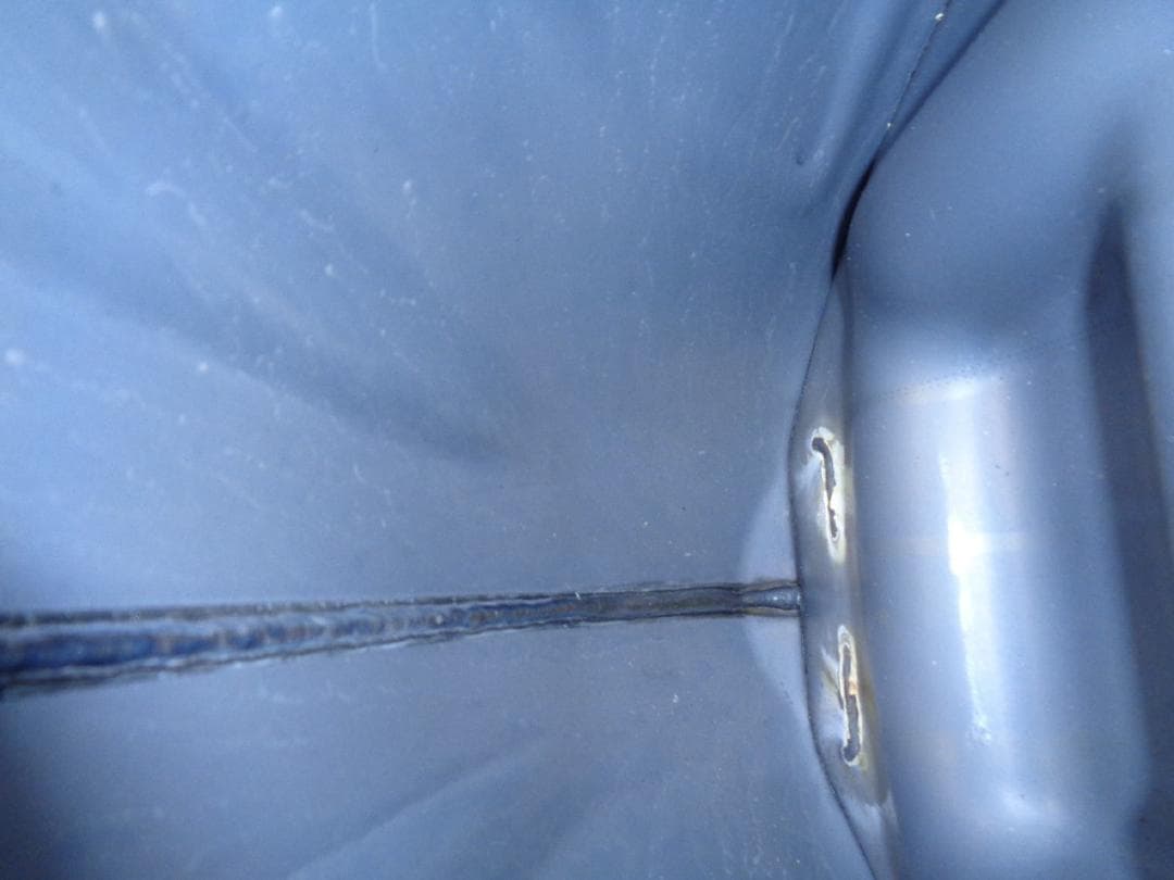 スクランブラー SIXTY2 純正 タンク ブラック 美品