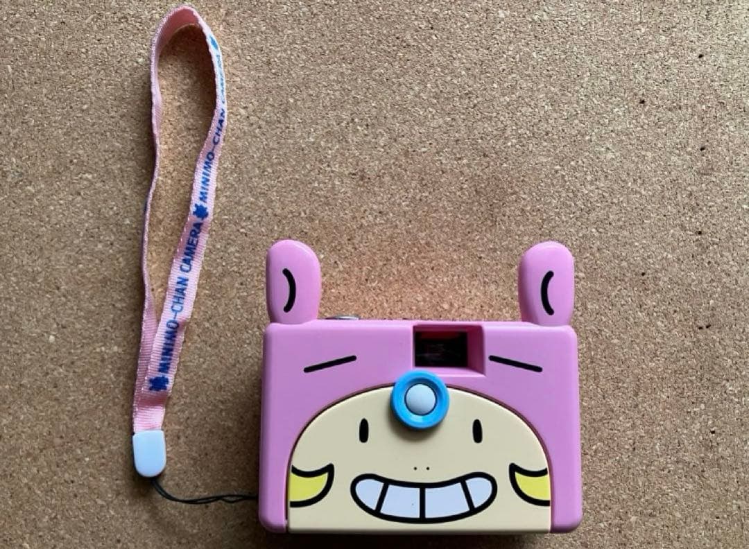 【新品未使用】【希少】ミニモちゃんカメラ フィルムカメラ　ミニモニ