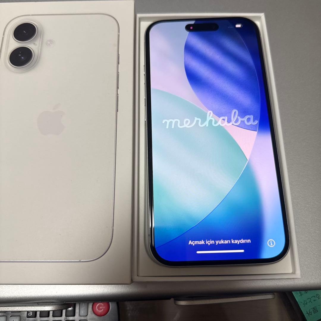 iPhone16 128GB ホワイト　SIMフリー