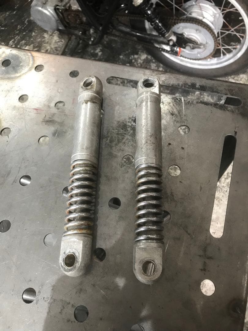 SR400 ローダウンサス