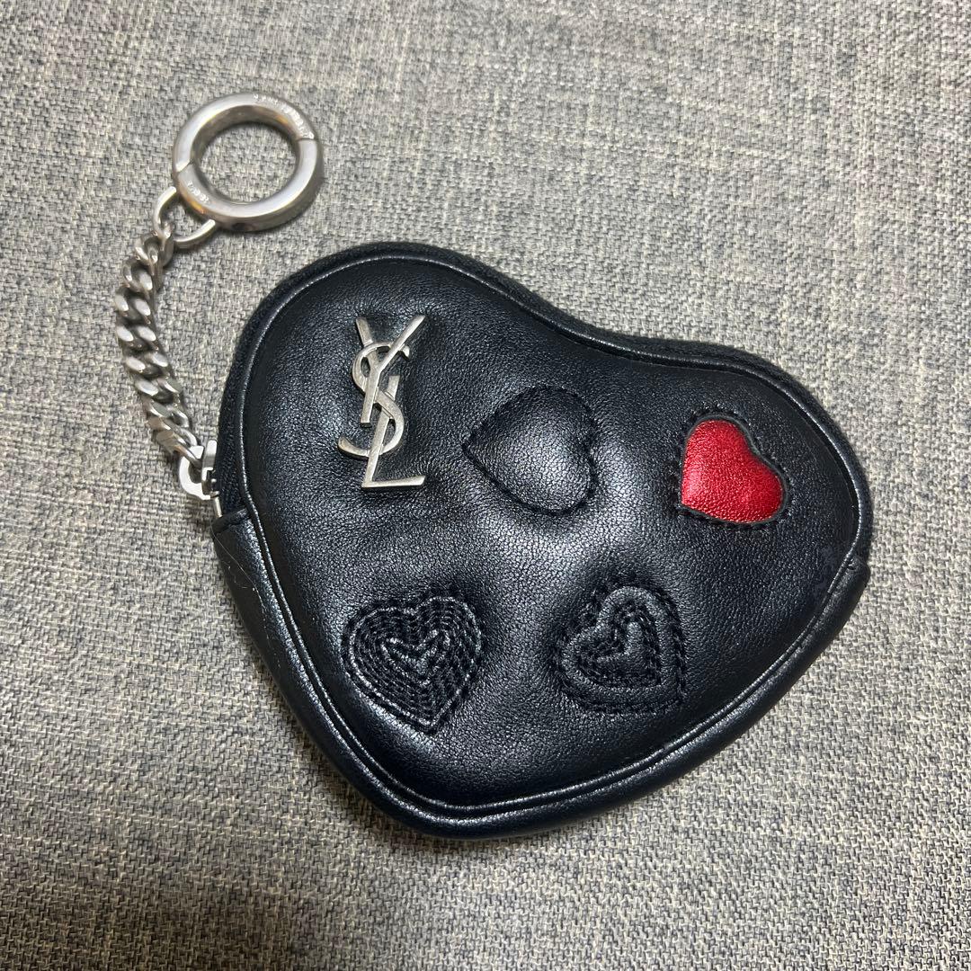 サンローラン ハートモチーフ ケース