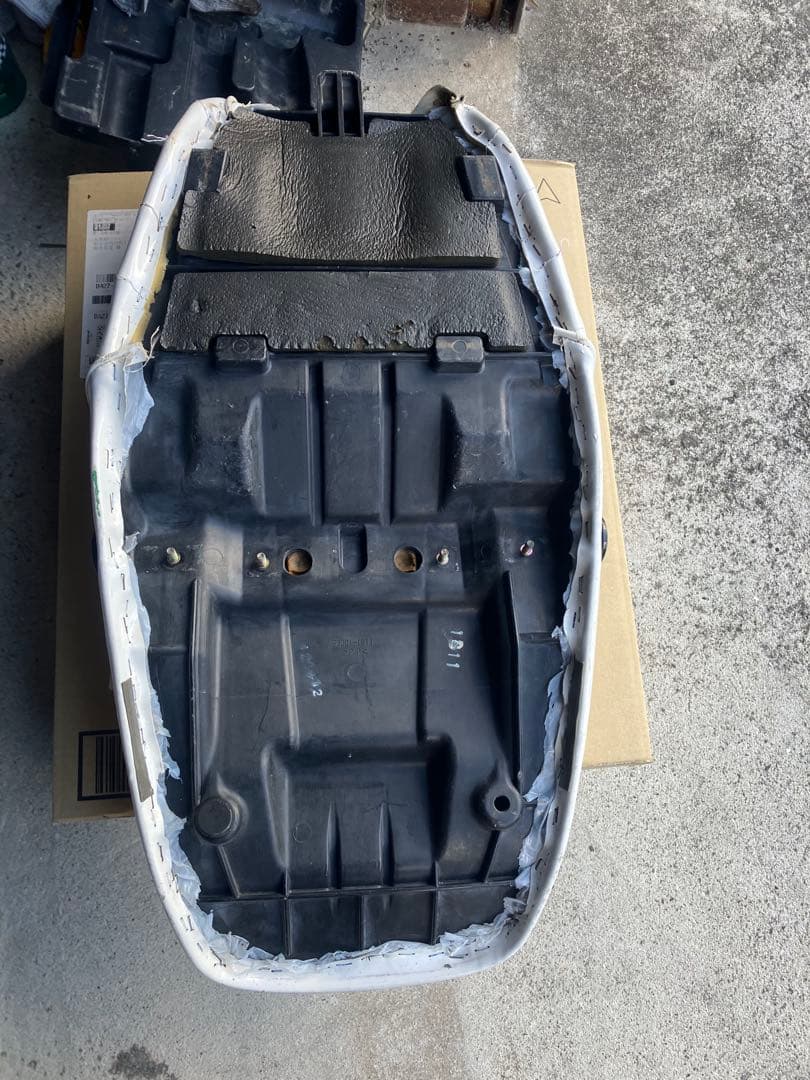 ゼファーχタンクカバー　外装　ゼファー外装セット ばら売りO