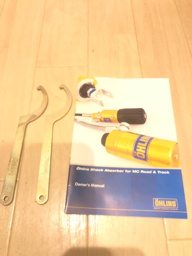 ÖHLINS 調整可能 サスペンション　CB1000SF(SC30)