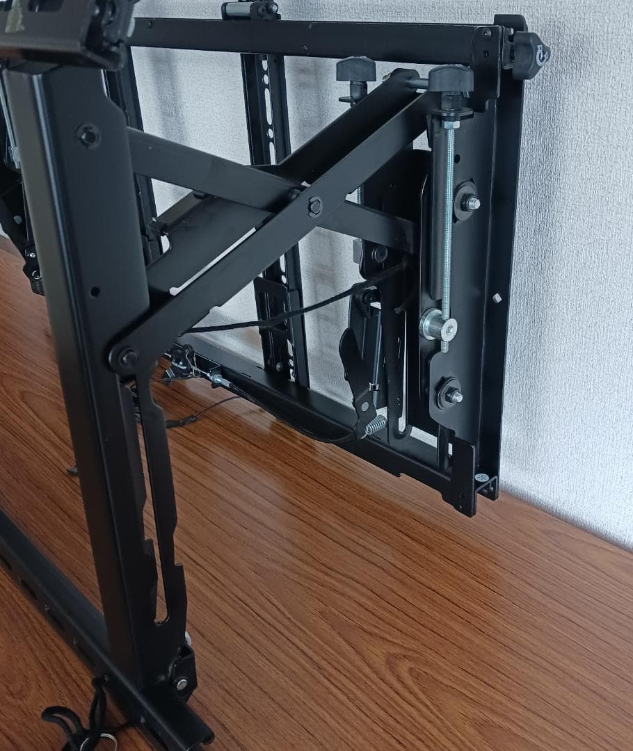 CHIEF ディスプレイマウント LVS1U 壁付タイプ　引出し機能付　横設置③