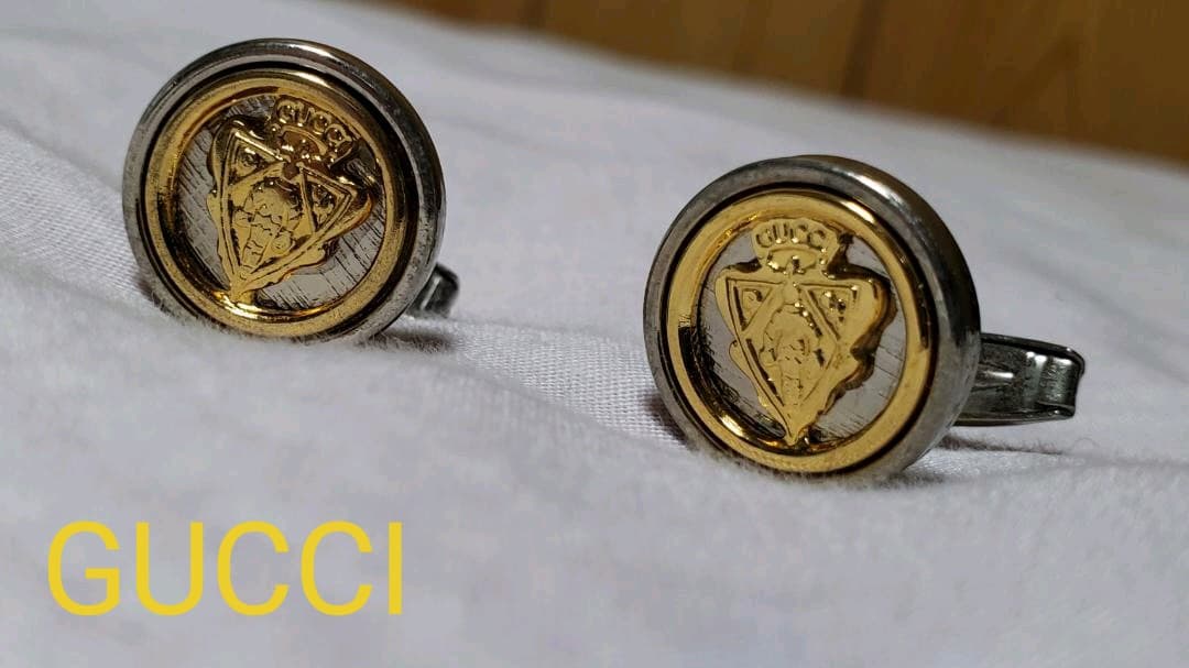 正規レア グッチ 騎士 クレストカフス エンブレムロゴボタン オールド 金×銀