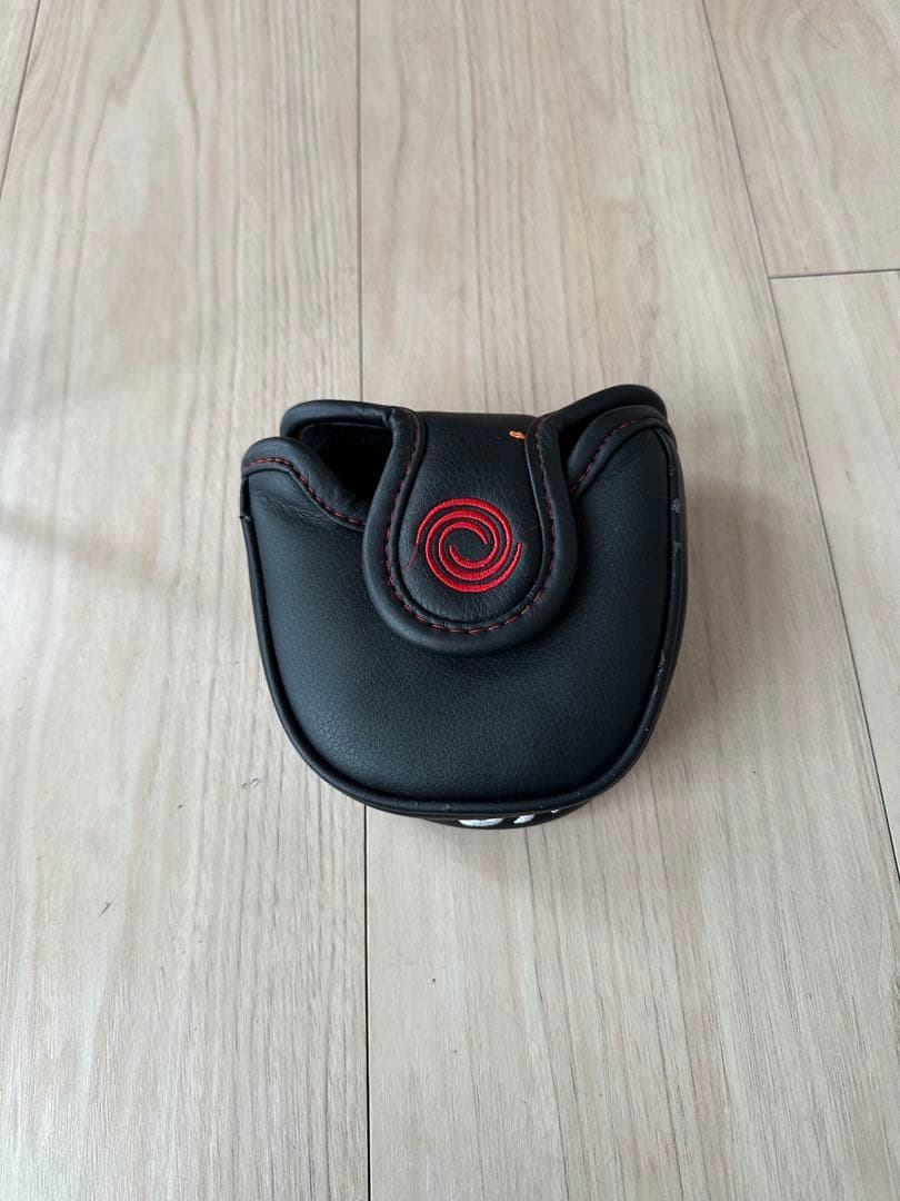 ODYSSEY ホワイトホット　VERSA SEVEN（右利き用）　パター