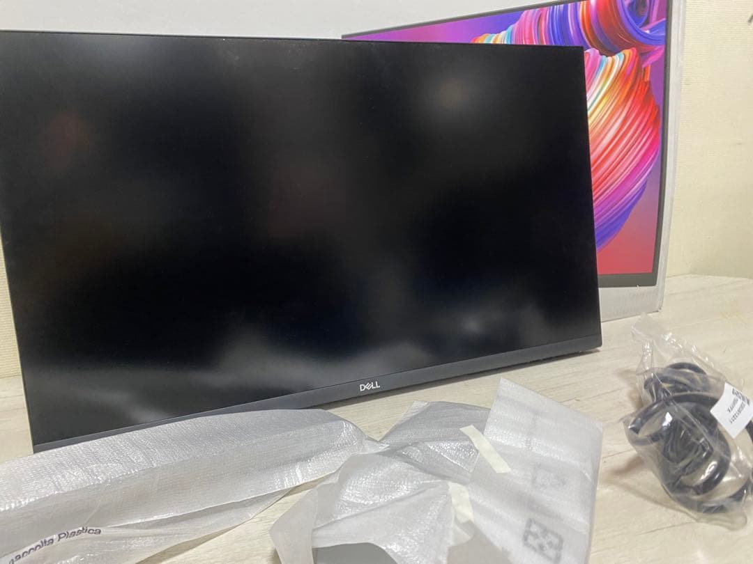 【Amazon限定】Dell S2721QS 27インチ 4K モニターひび割れ