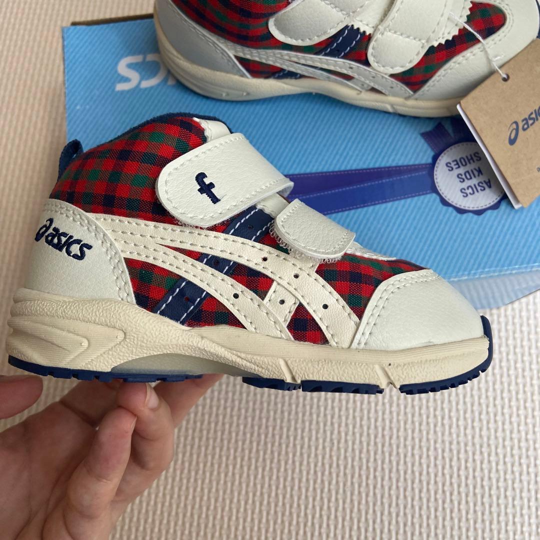 【新品未使用】familiar asics コラボ　シューズ　13.5