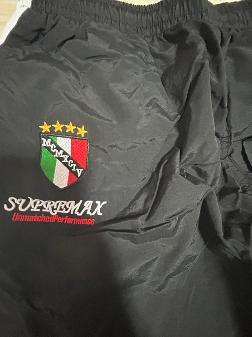 ジャケット・アウター supreme umbro track pant black