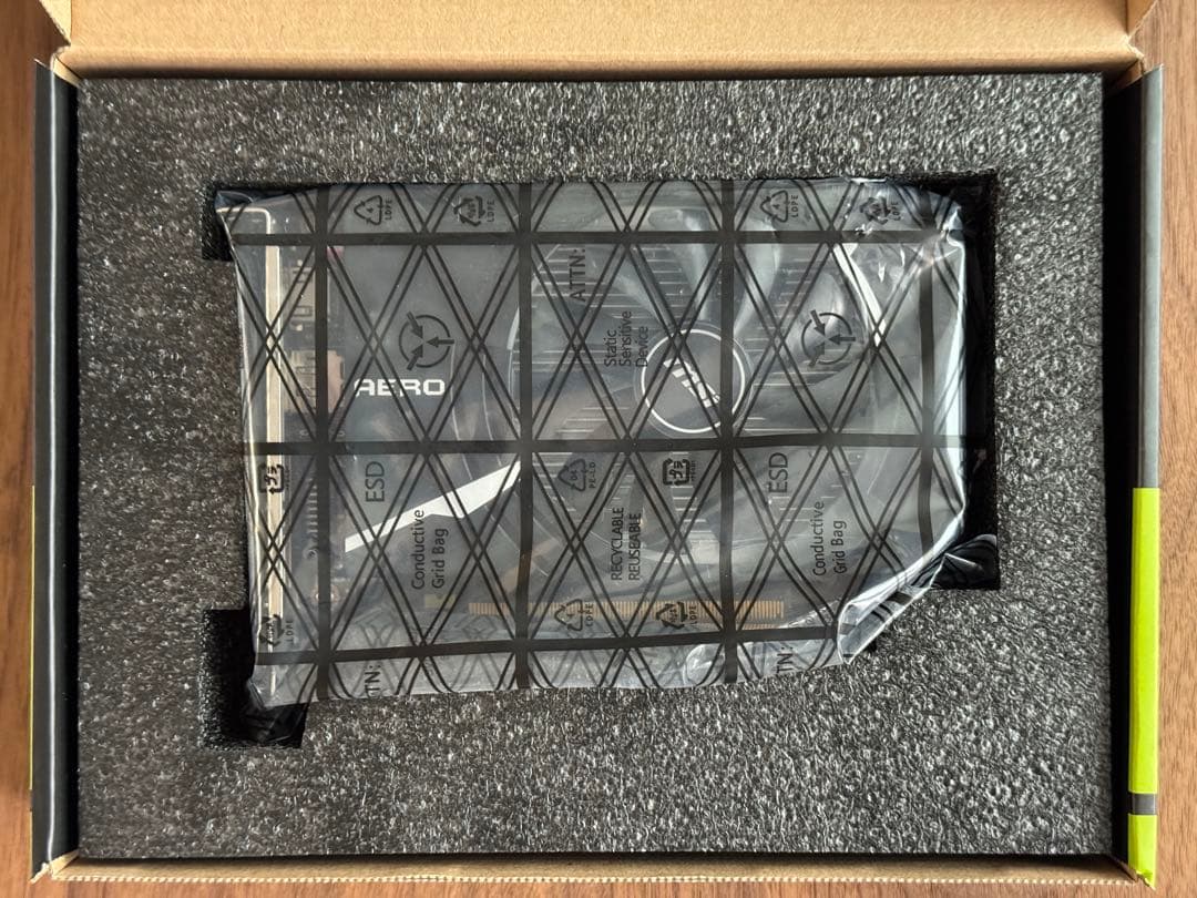 グラフィックボード・グラボ・ビデオカード MSI GeForce GTX 1650 D6 AERO ITX J OC