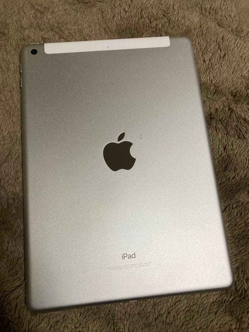 Apple iPad 第6世代 Wi-Fi 128GB