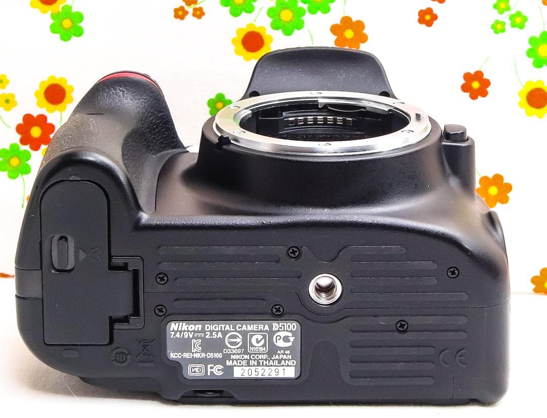 美品 Nikon D5100☆スマホに送れる！☆人気一眼レフ☆デジタル一眼レフ