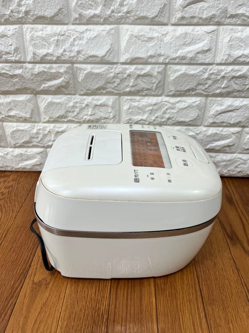 TIGER 圧力IH炊きたて JPI-A100 5.5合 炊飯器