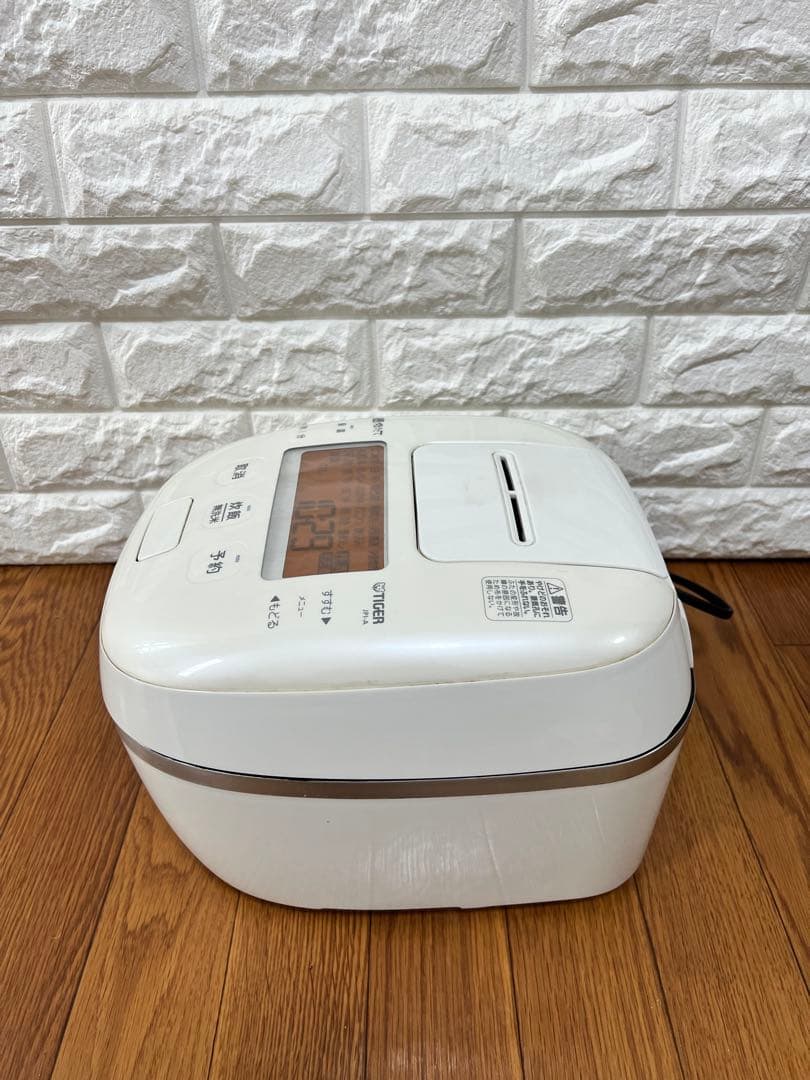 TIGER 圧力IH炊きたて JPI-A100 5.5合 炊飯器