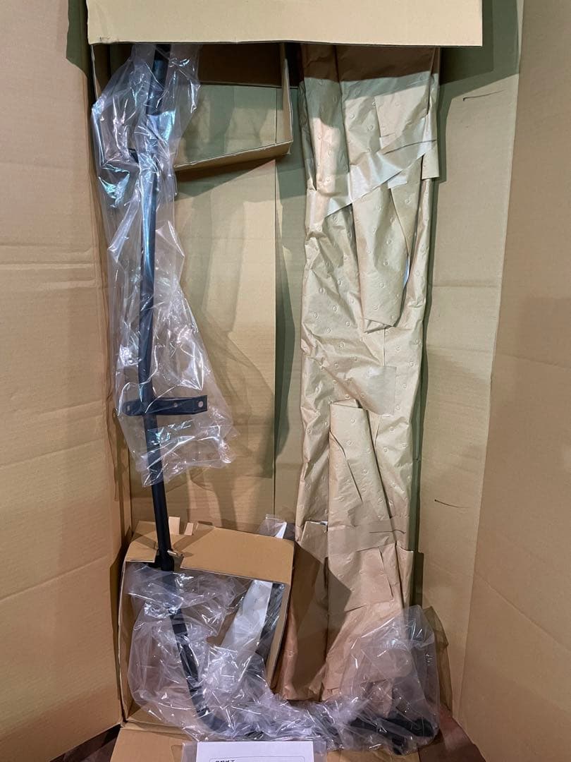 日野純正 デュトロ　フロントバイザー 未使用