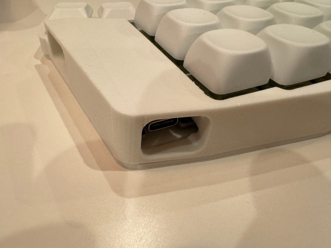 【新品】keyball44 フルフェイスケース　白　純正トラボケース　完成品