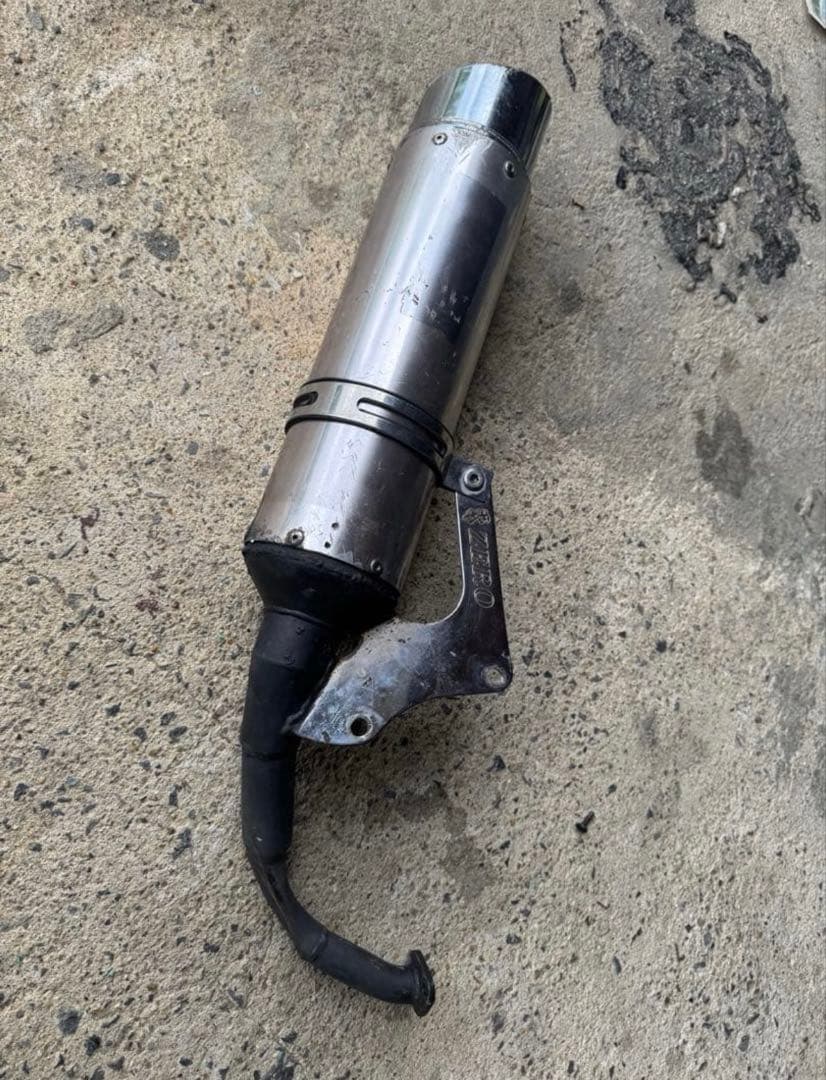 ライブディオ系マフラー　ZEROデューク　スポーツチャンバー　Live Dio